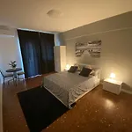 Pensjonat Ytha Housse Centro Rzym