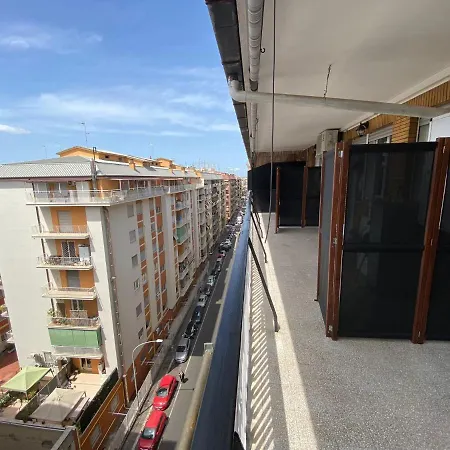 Ytha Housse Centro * Rome